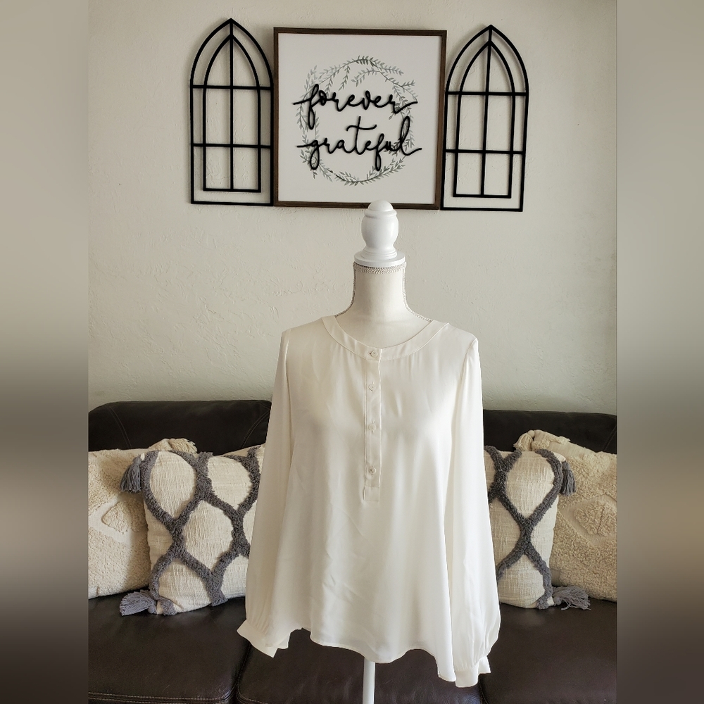 Nili Lotan Kelly Silk Structured Long Sleeve Blouse Size L Classic Designer Boho - Picture 12 of 13